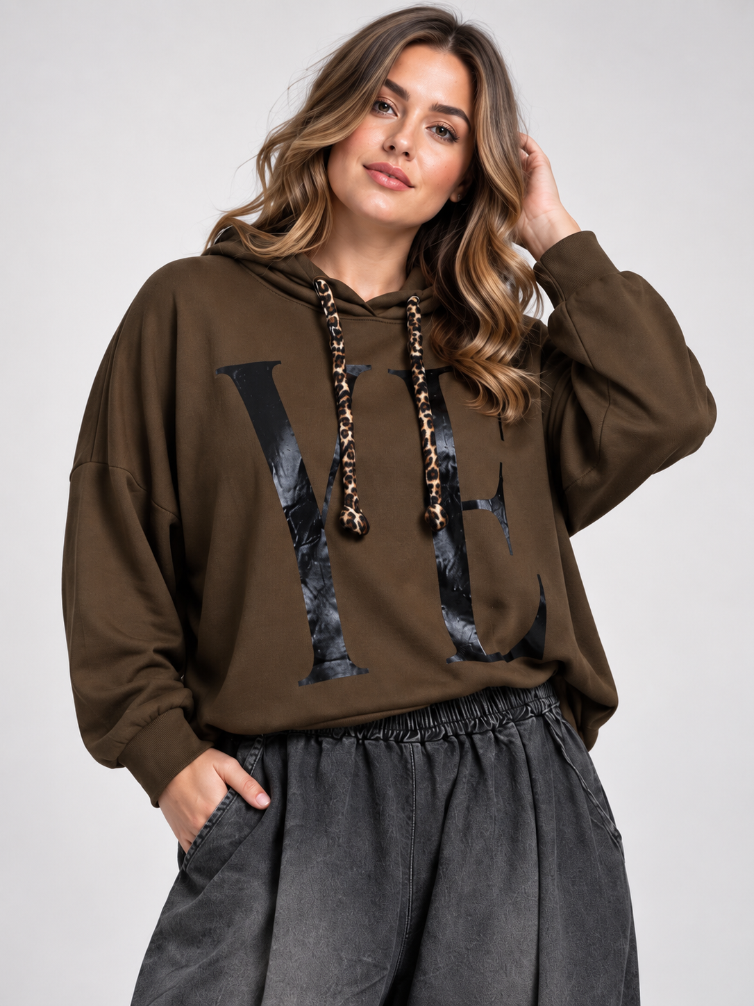 Sudadera YE en Chocolate