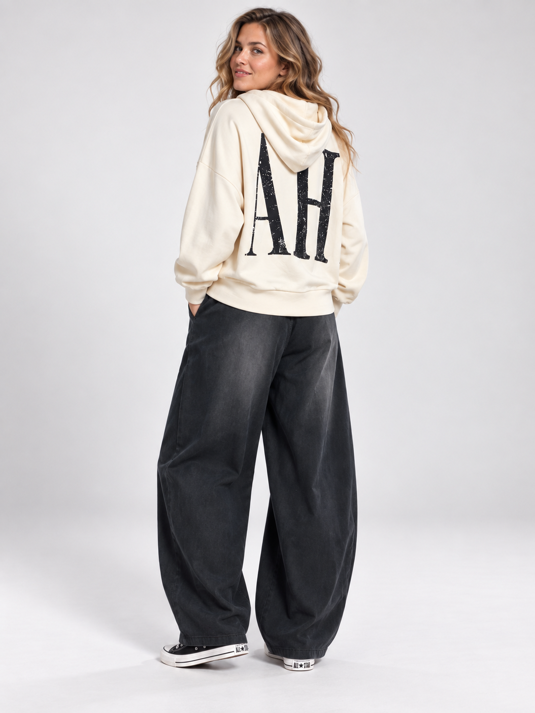 Sudadera YE en Beis