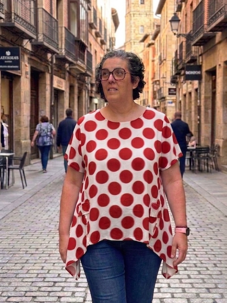 Blusa lunares Lola en rojo