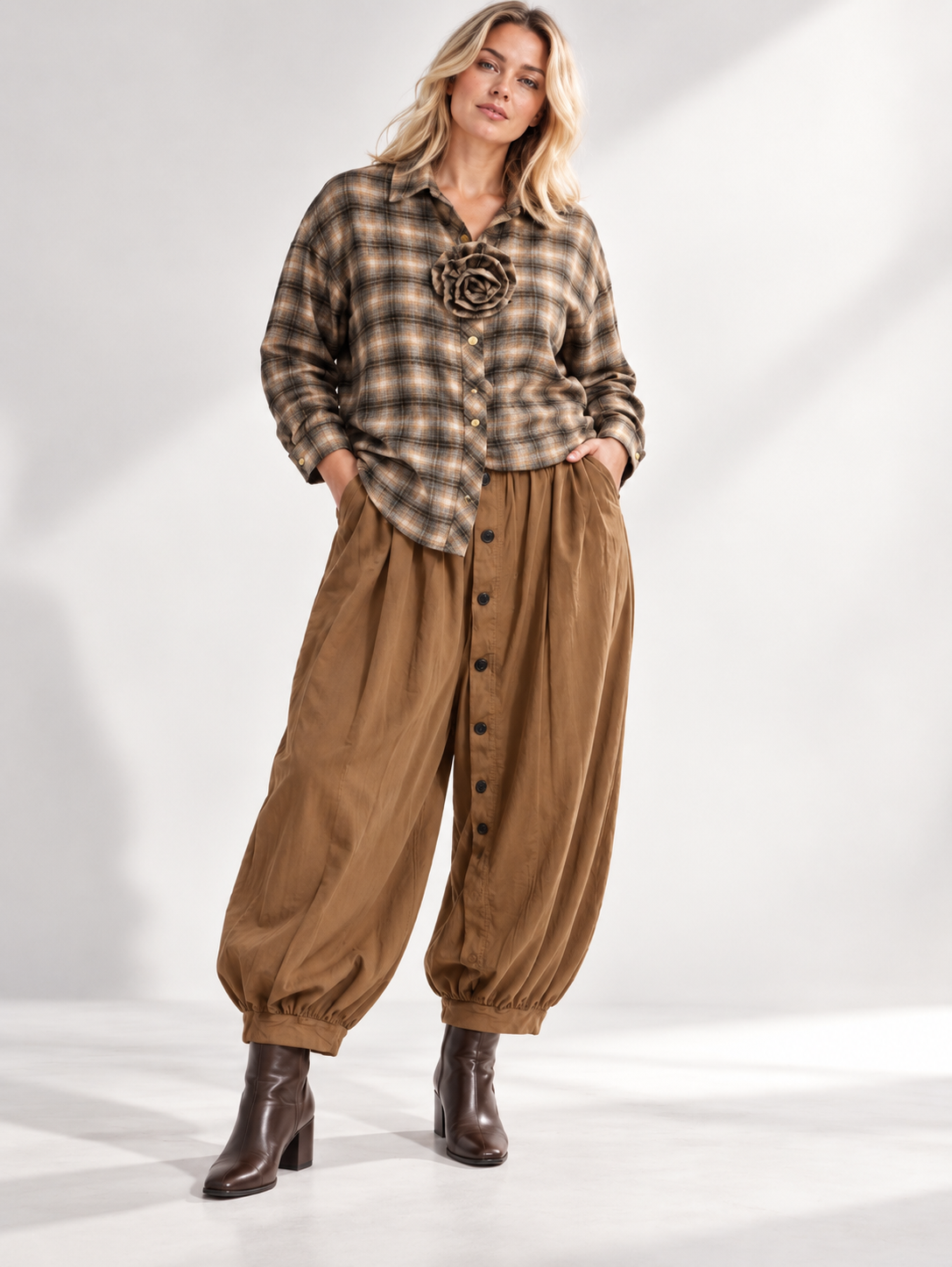 Pantalón Minerva en Kamel