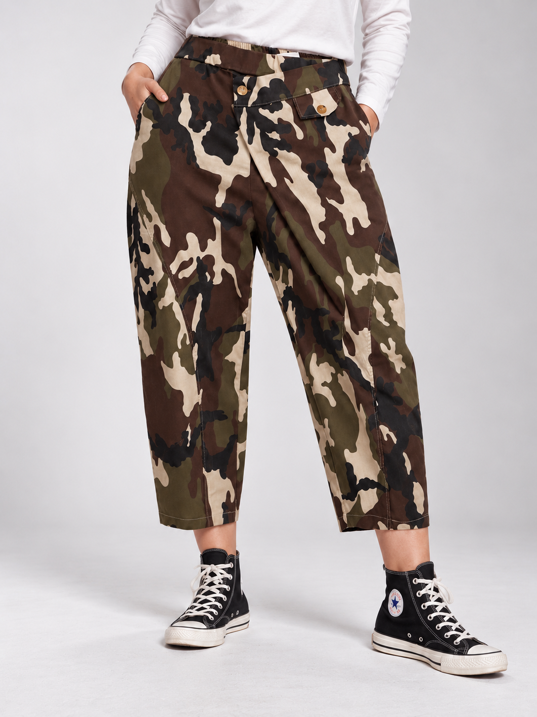 Pantalón camuflaje Ania en Beis